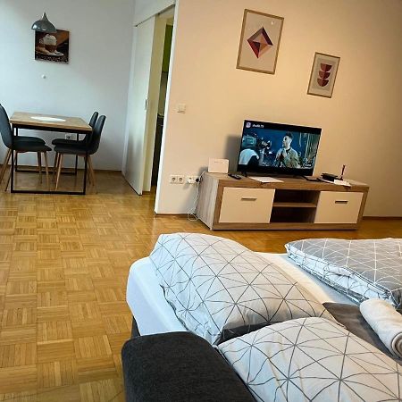 House Marin II - Apartment Μαριμπόρ Εξωτερικό φωτογραφία